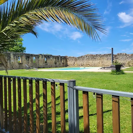Domaine De Canteloup Au Coeur Des Vignes Avec Piscine Pensión Saint-Caprais-de-Bordeaux